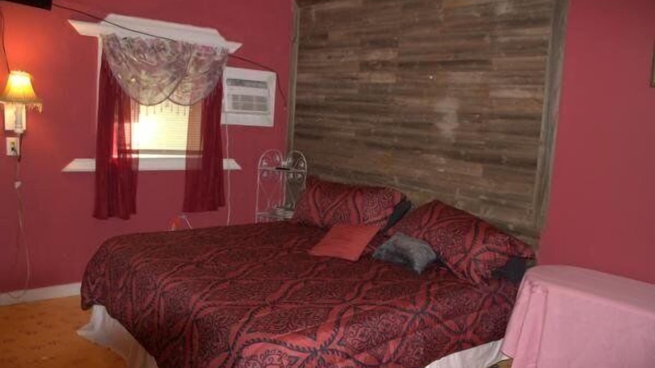 Photo of Bedroom in Canton