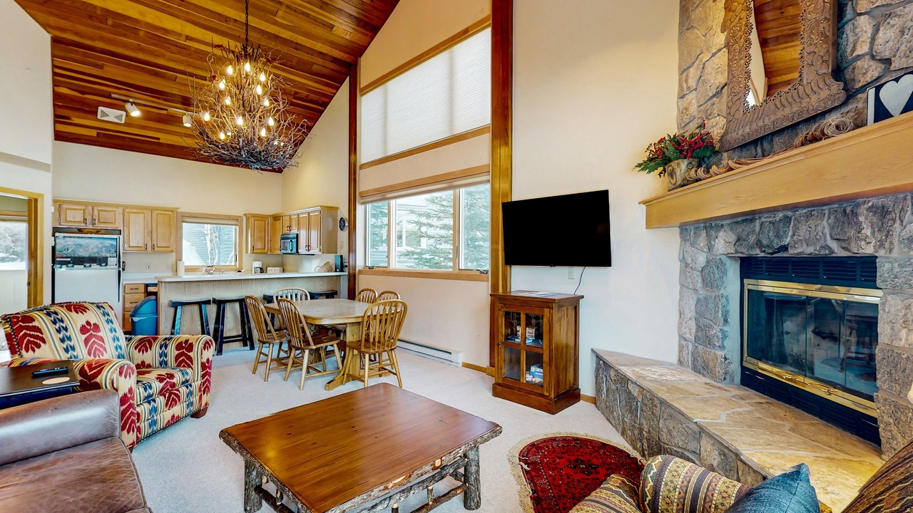 Photo of Livingroom in Big Horn