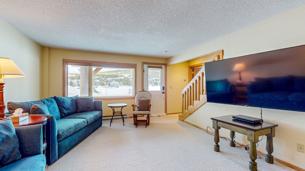 Photo of Livingroom in Big Horn