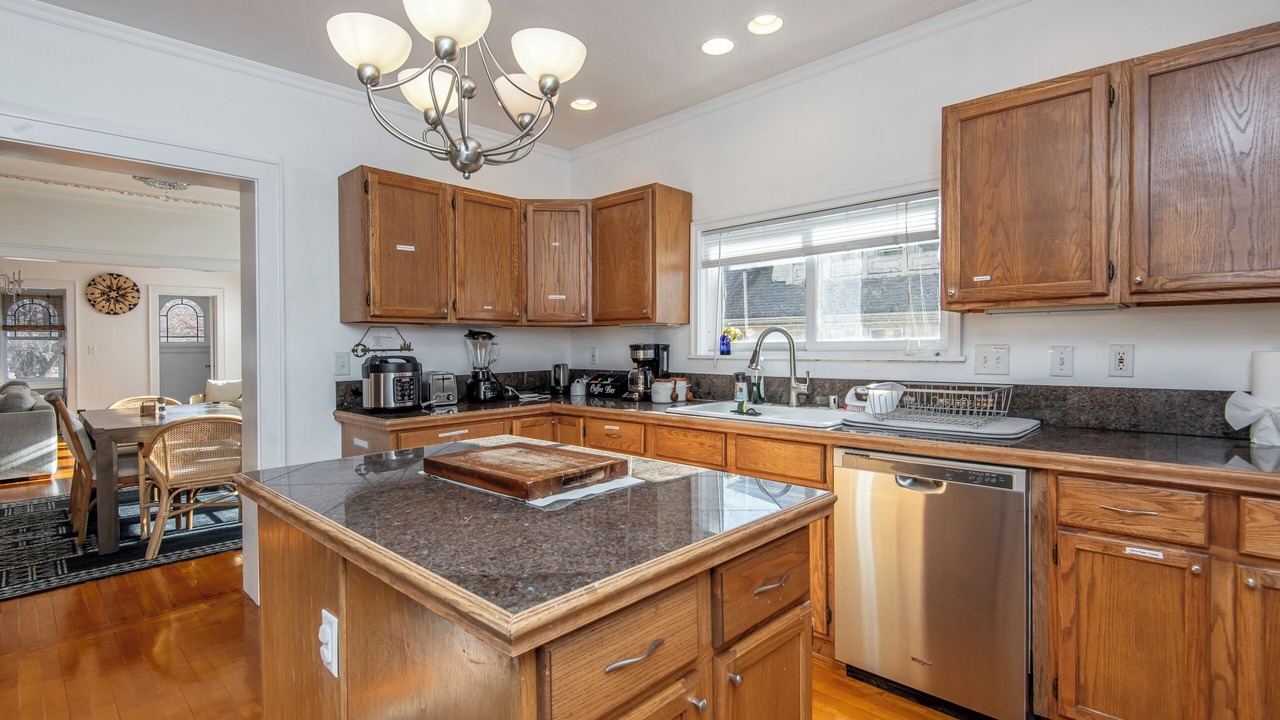 Photo of Kitchen in Shorewood