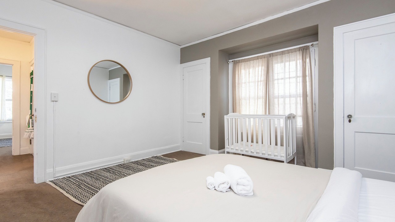 Photo of Bedroom in Shorewood