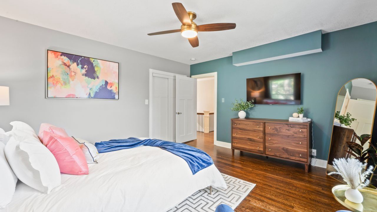 Photo of Bedroom in Topeka