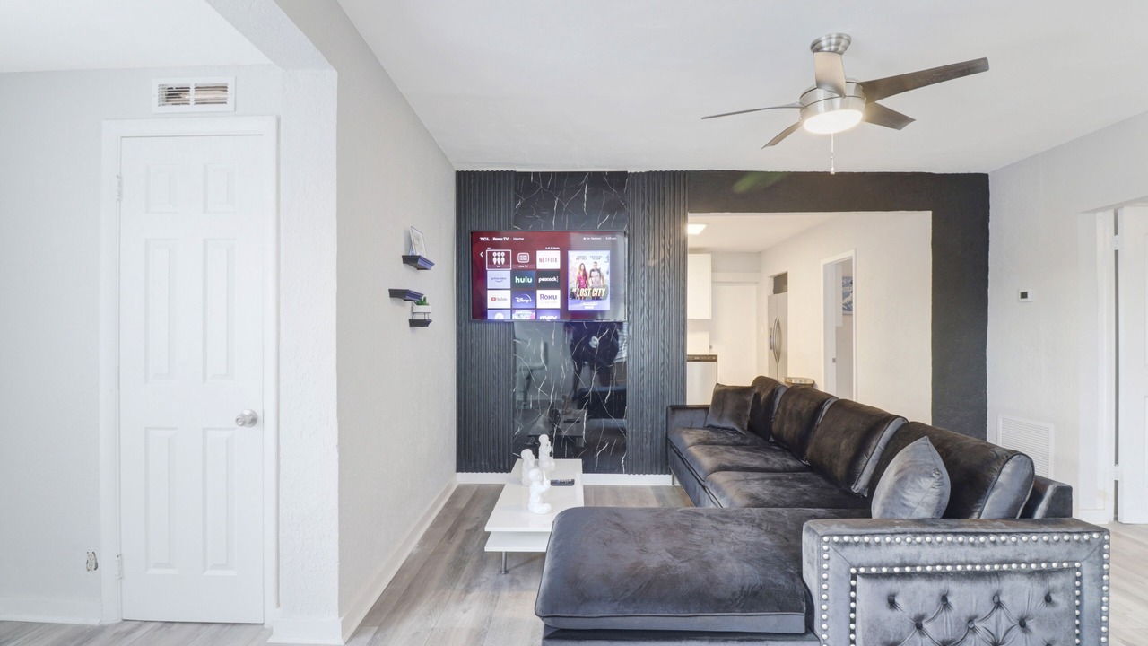 Photo of Livingroom in Miramar