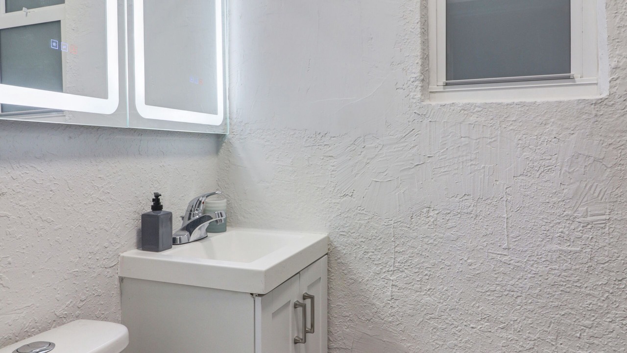 Photo of Bathroom in Miramar
