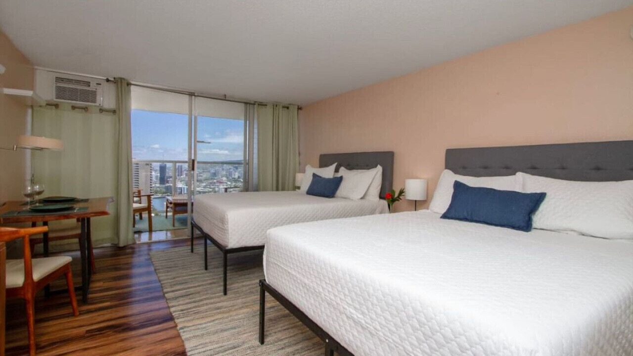 Photo of Bedroom in Diamond Head - Kapahulu - St. Louis