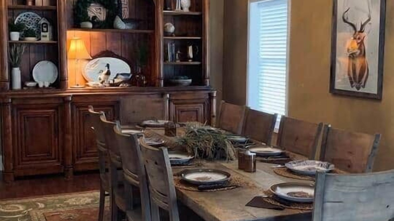 Photo of Others in Ethel