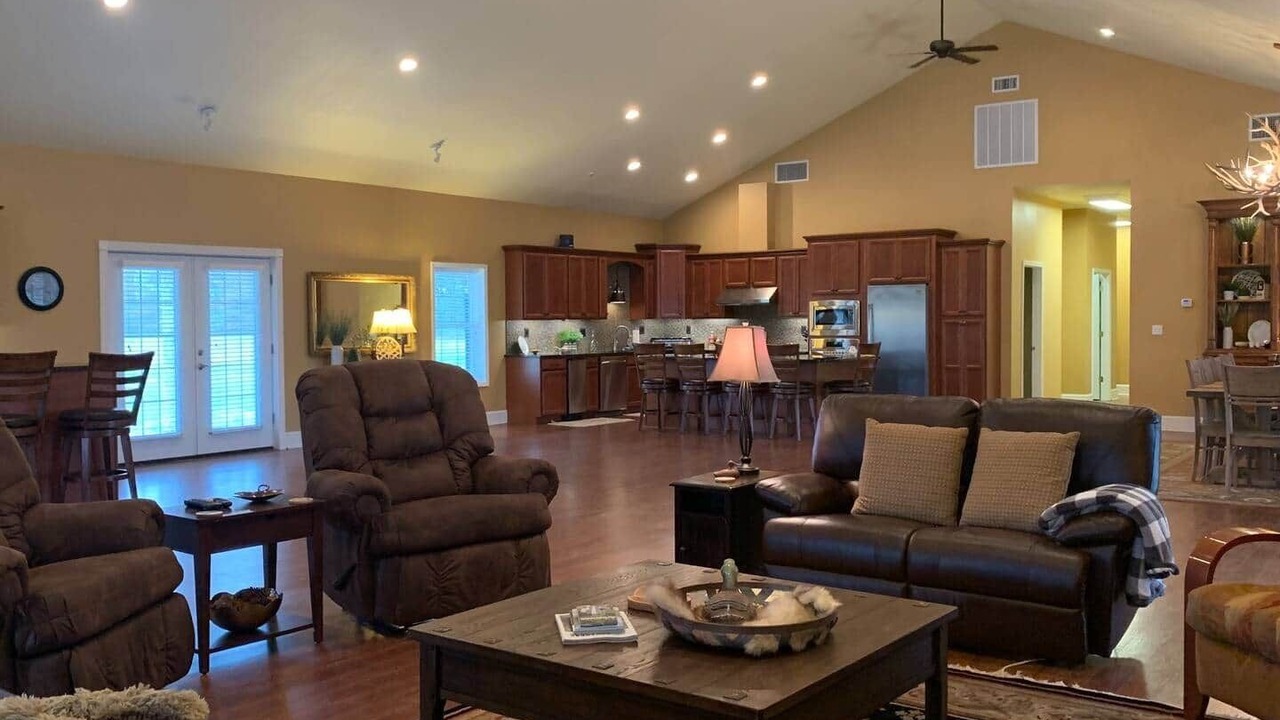 Photo of Livingroom in Ethel