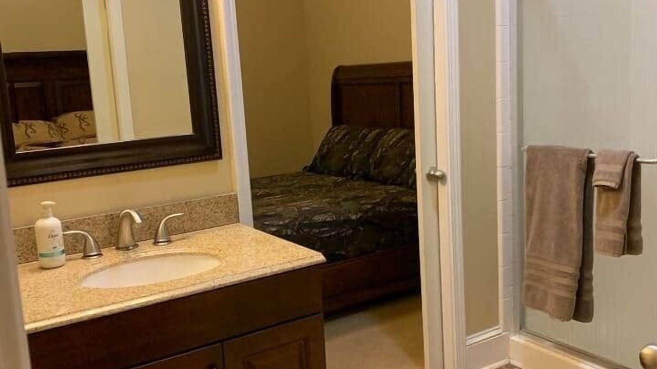 Photo of Bathroom in Ethel