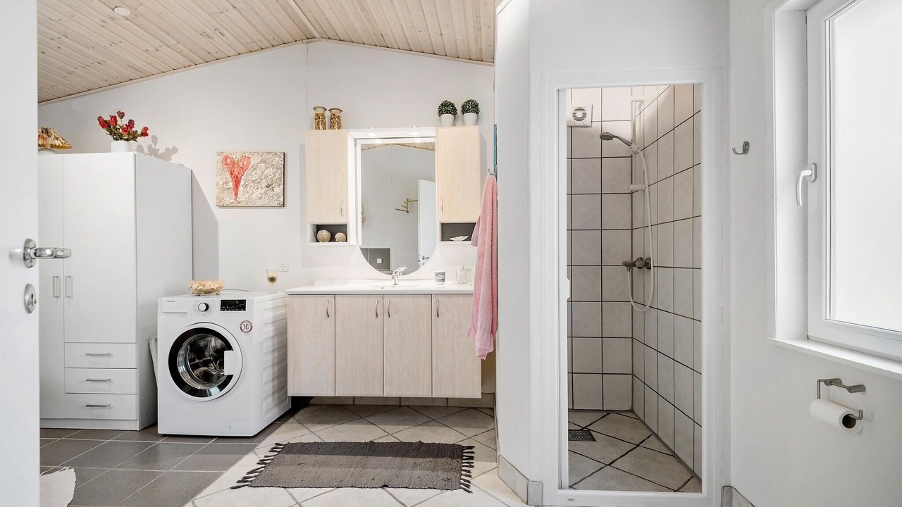 Photo of Bathroom in Skjern