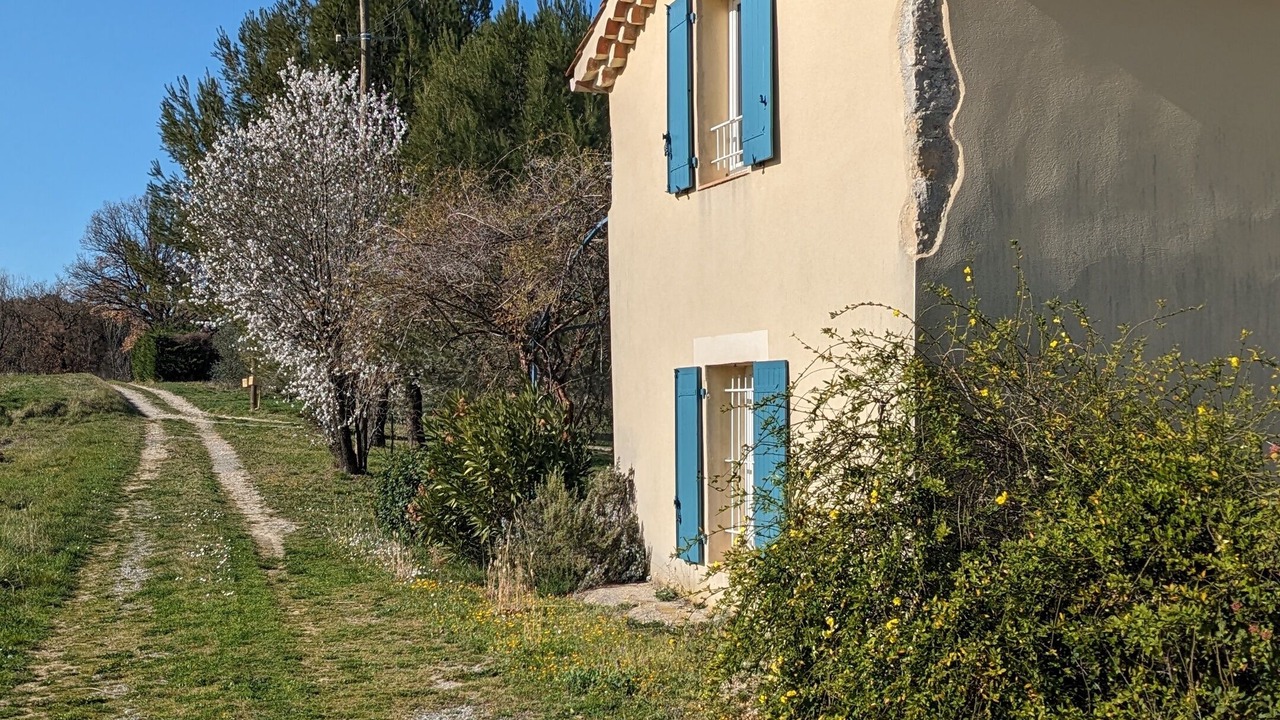 Photo of Outdoor in Cardet