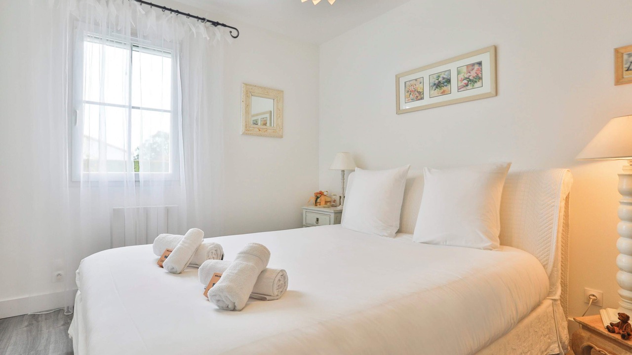 Photo of Bedroom in Talmont-Saint-Hilaire