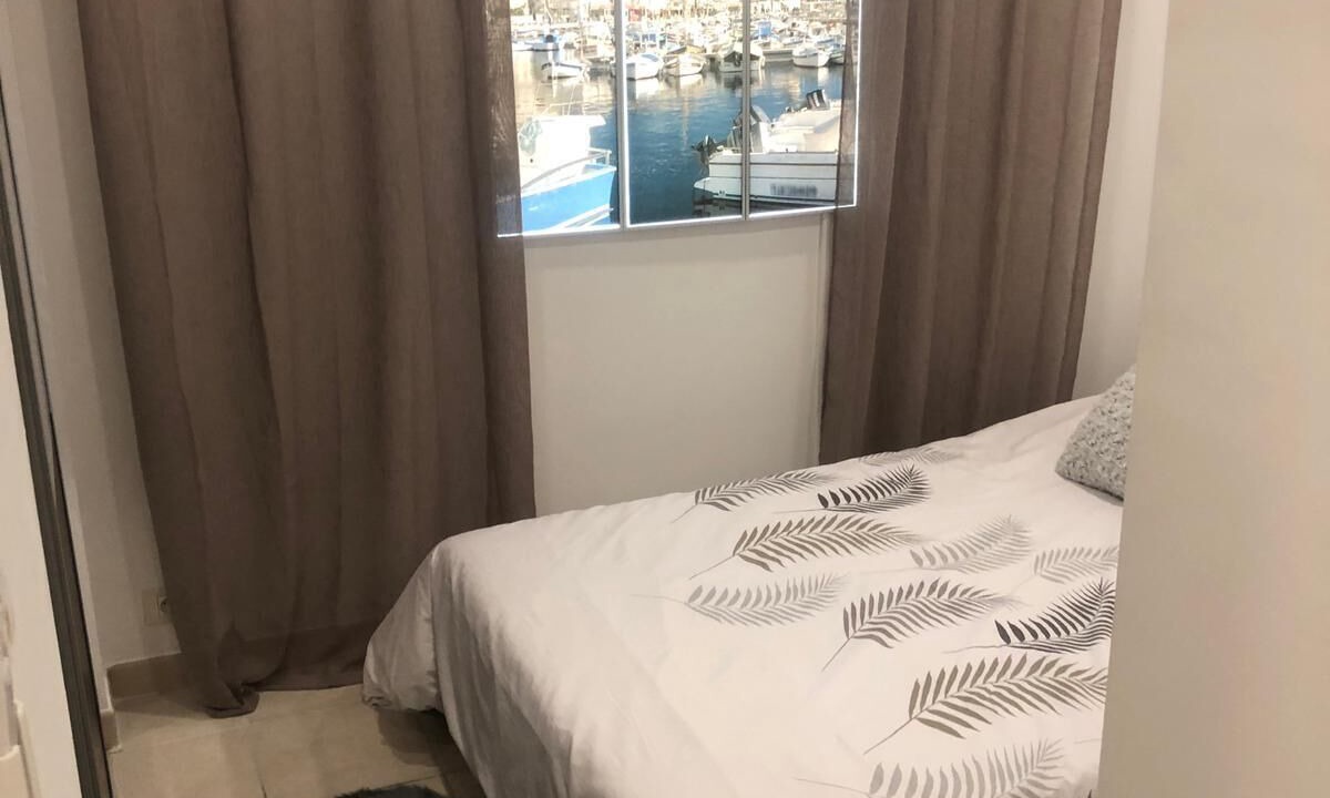 Photo of Bedroom in La Ciotat