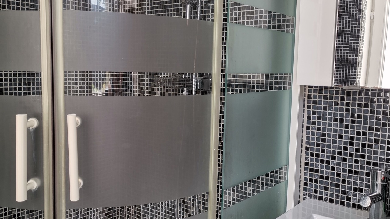 Photo of Bathroom in Amfreville
