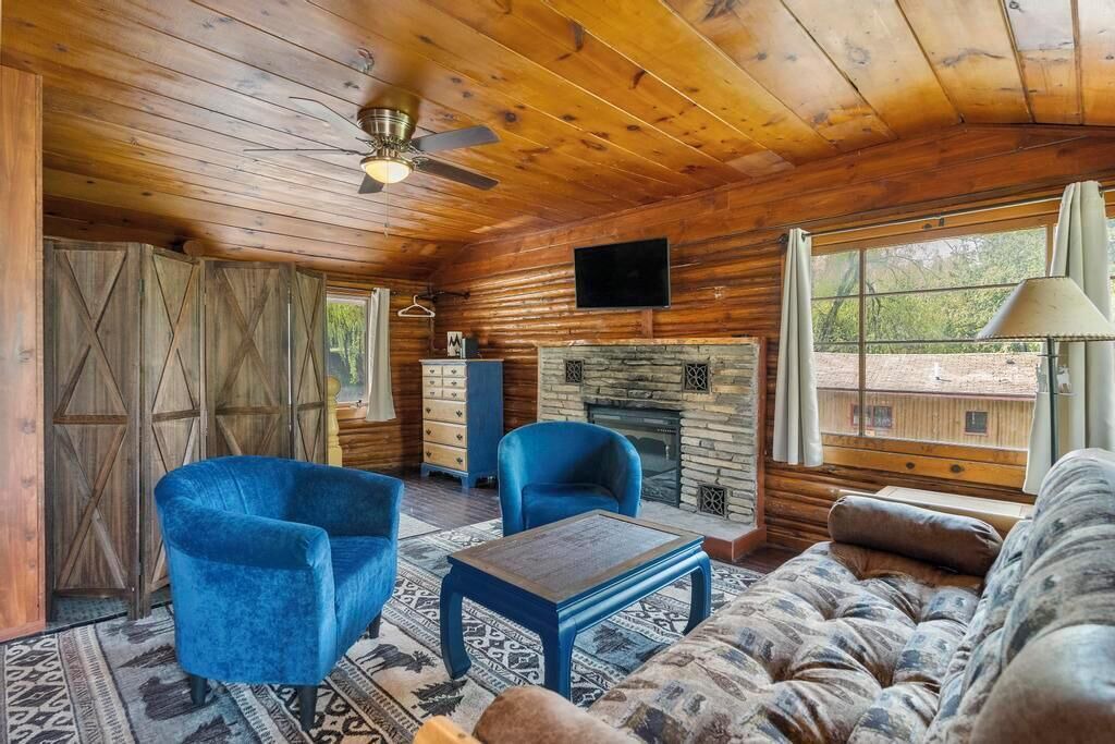 Photo of Livingroom in Indian River