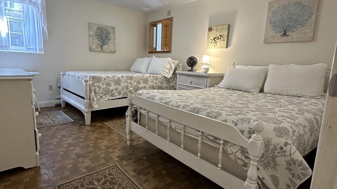 Photo of Bedroom in South Chatham