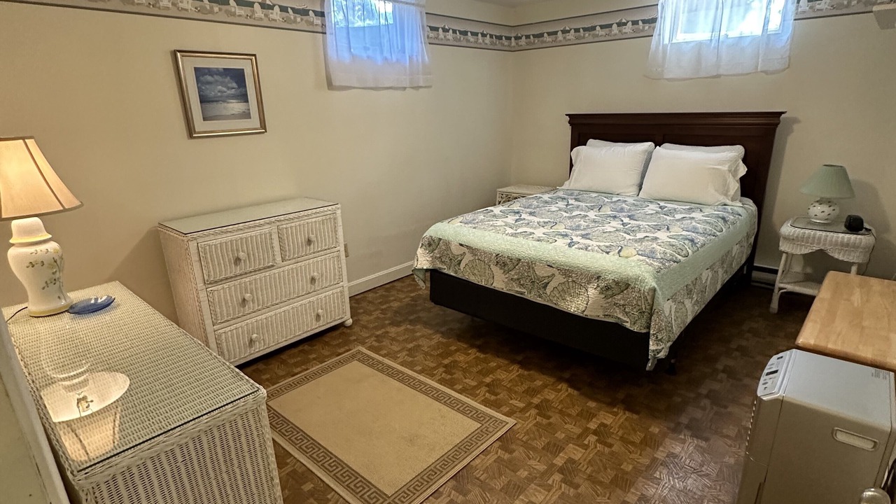 Photo of Bedroom in South Chatham