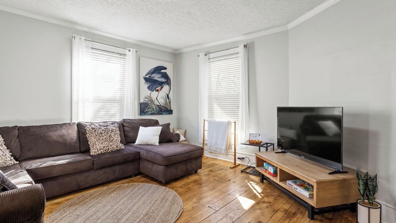 Photo of Livingroom in Canandaigua