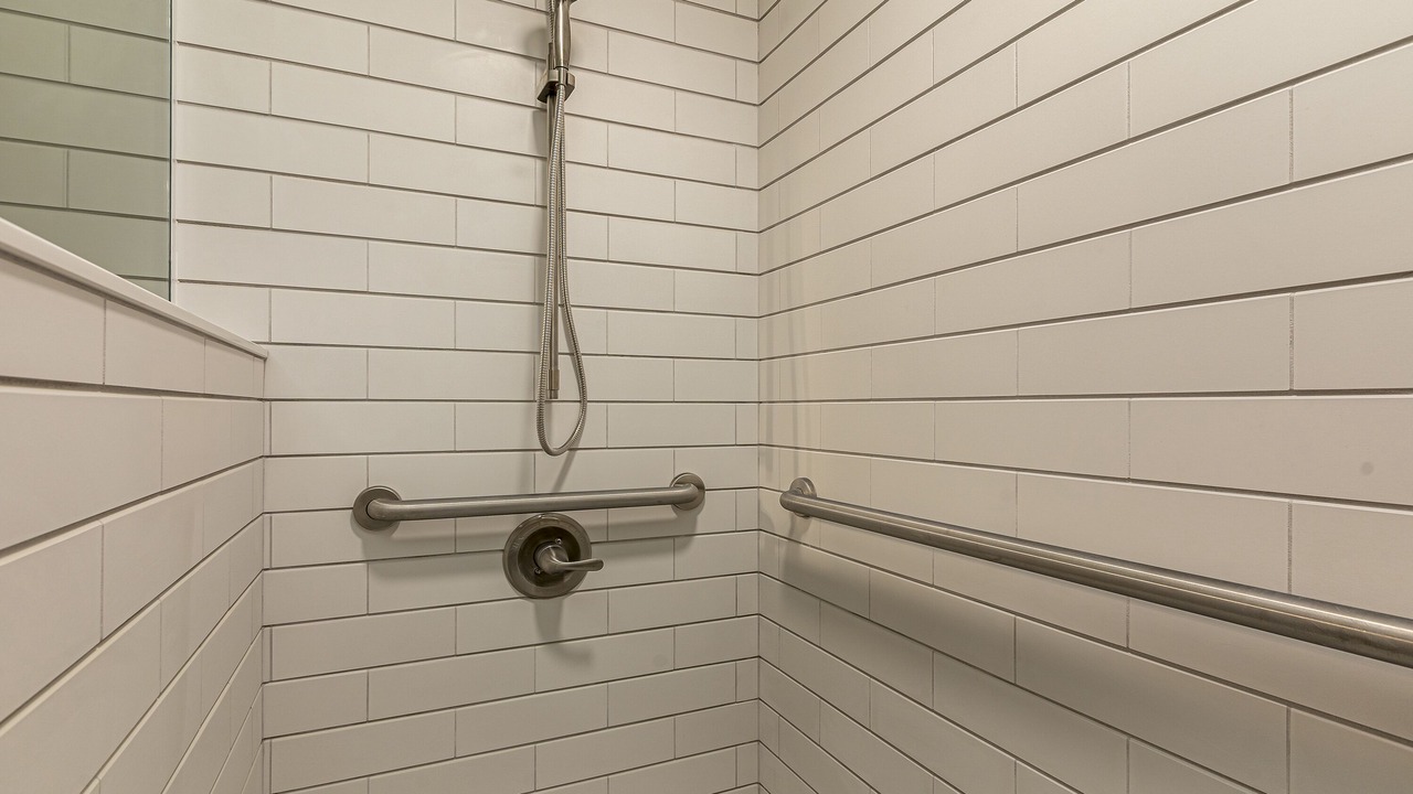 Photo of Bathroom in Carbondale