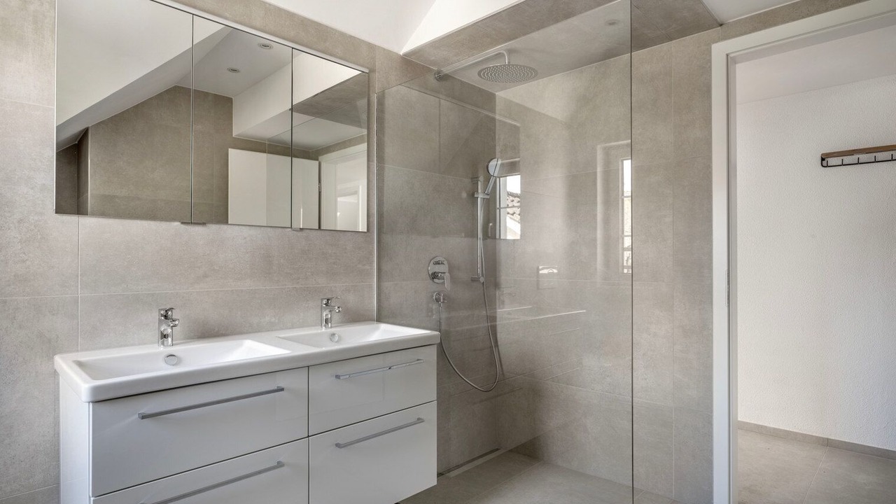 Photo of Bathroom in Meilen District