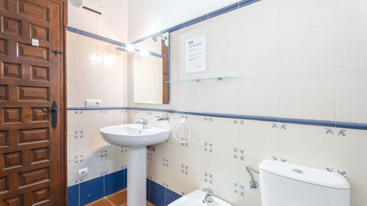 Photo of Bathroom in Altura