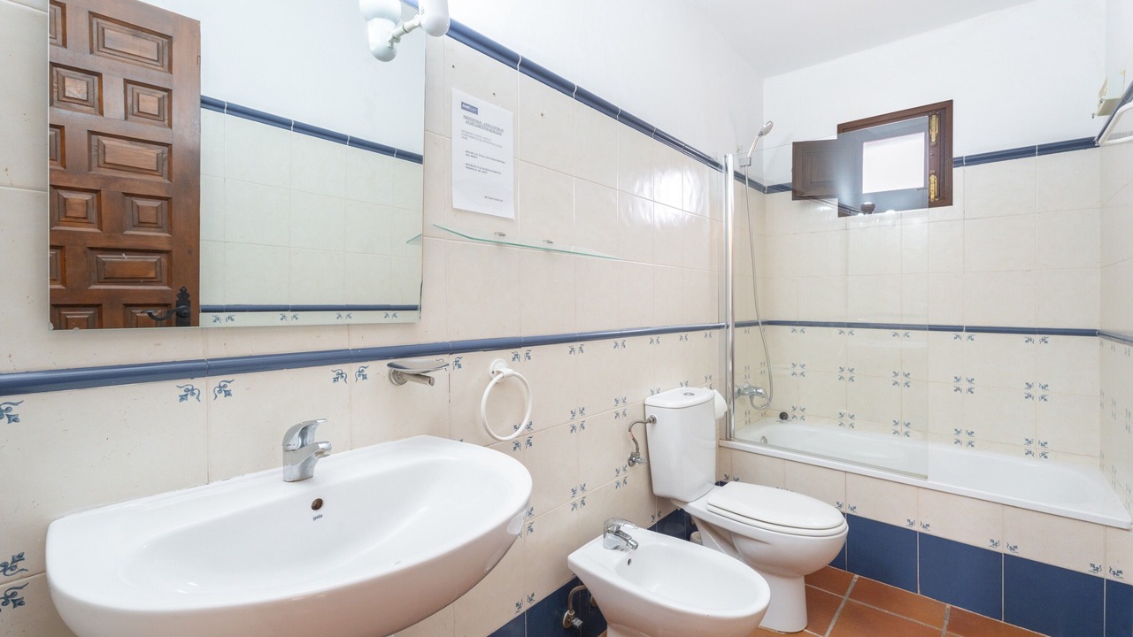 Photo of Bathroom in Altura