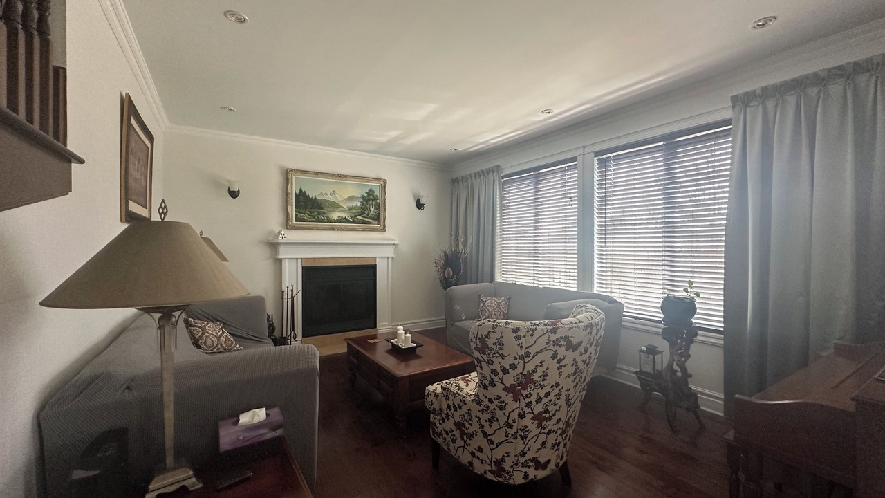 Photo of Livingroom in Saint-Bruno-de-Montarville