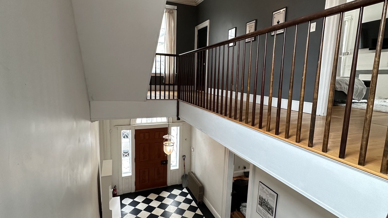 Photo of Others in Troy