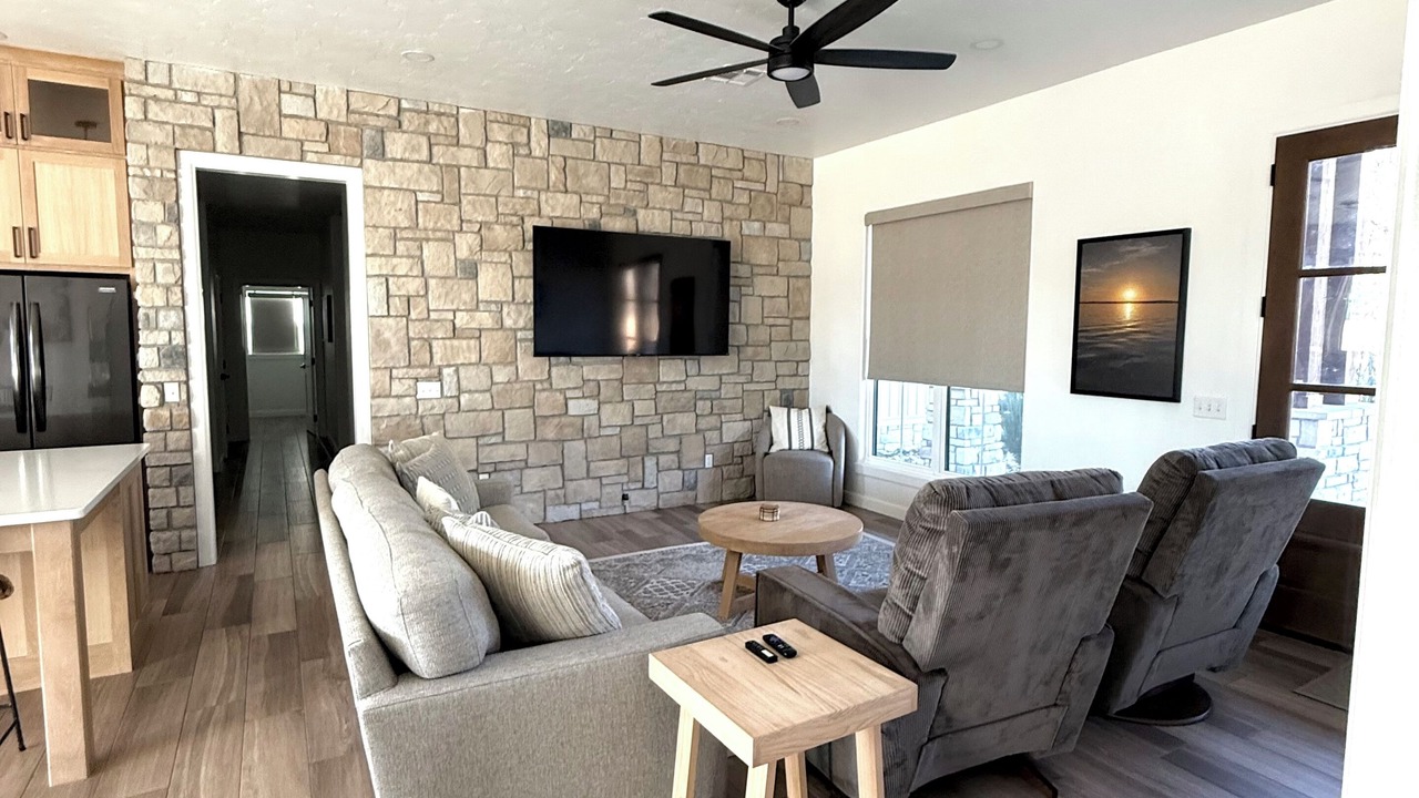 Photo of Livingroom in Hoyt