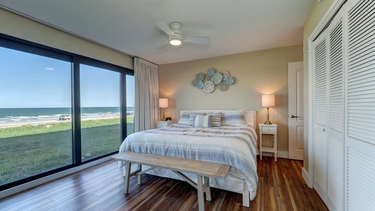 Photo of Bedroom in Corpus Christi