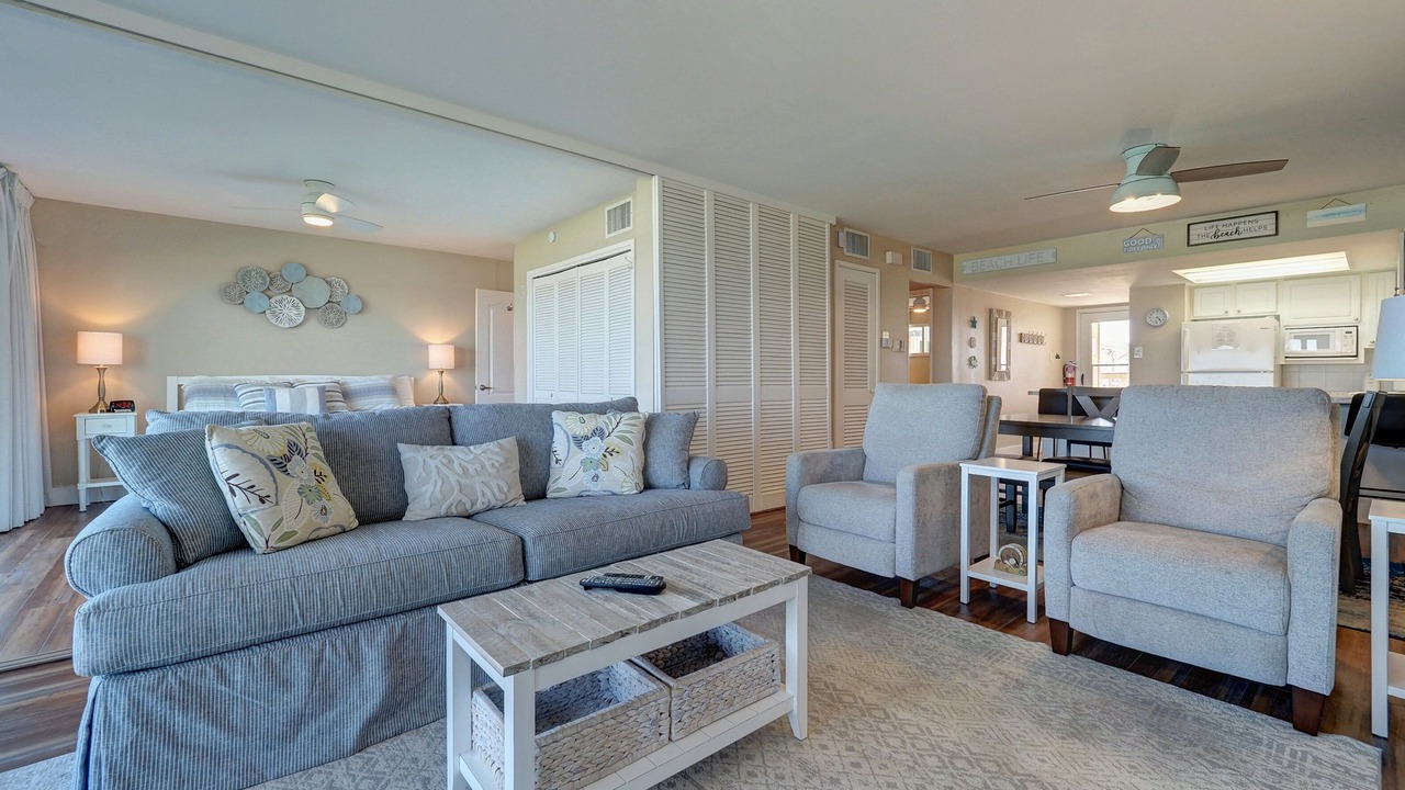 Photo of Livingroom in Corpus Christi