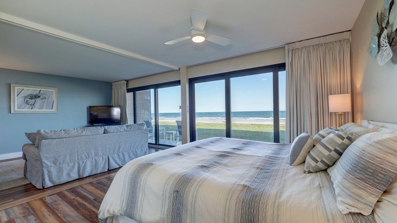 Photo of Bedroom in Corpus Christi