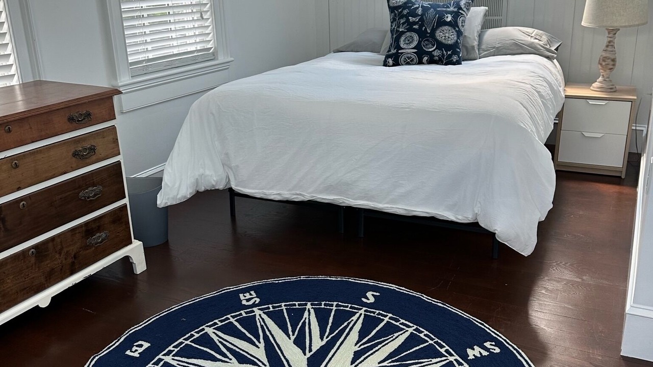 Photo of Bedroom in Yachting Village