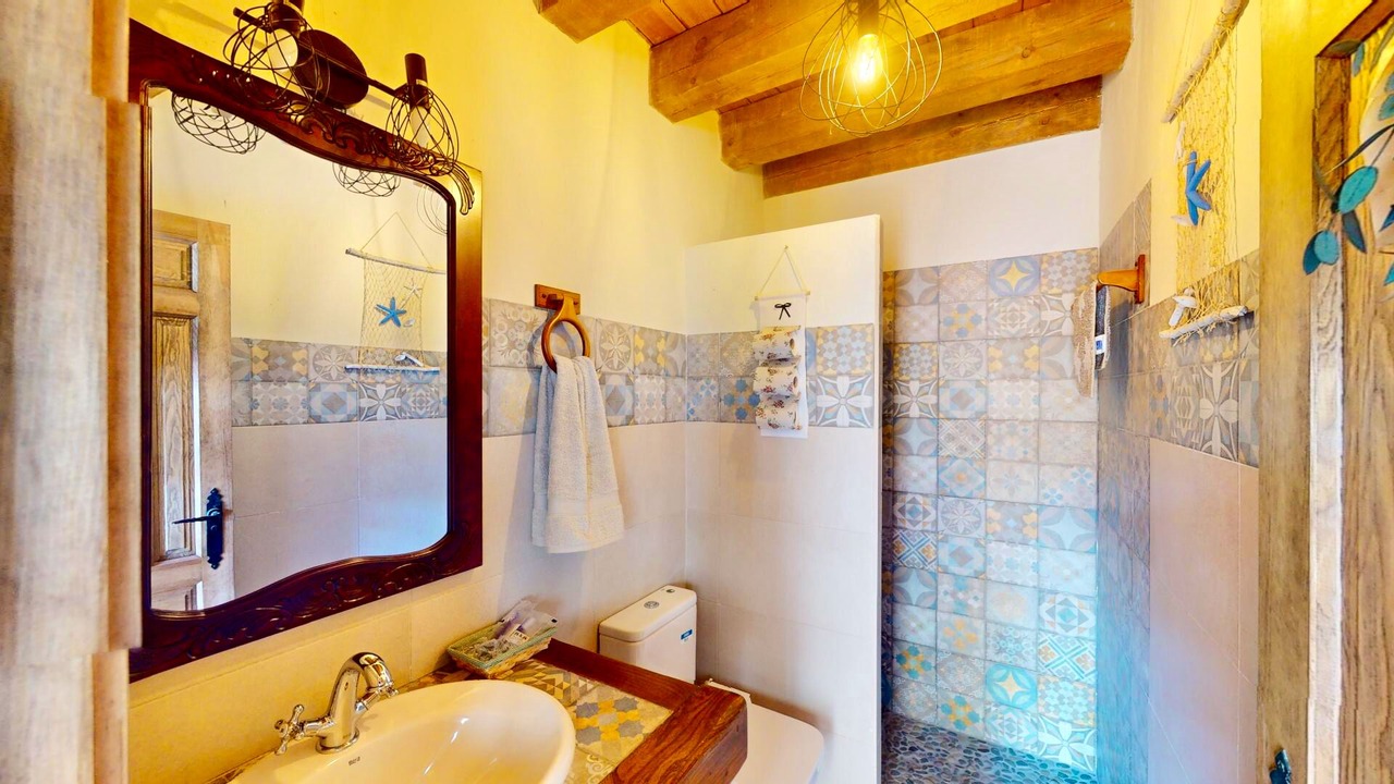 Photo of Bathroom in Caballar