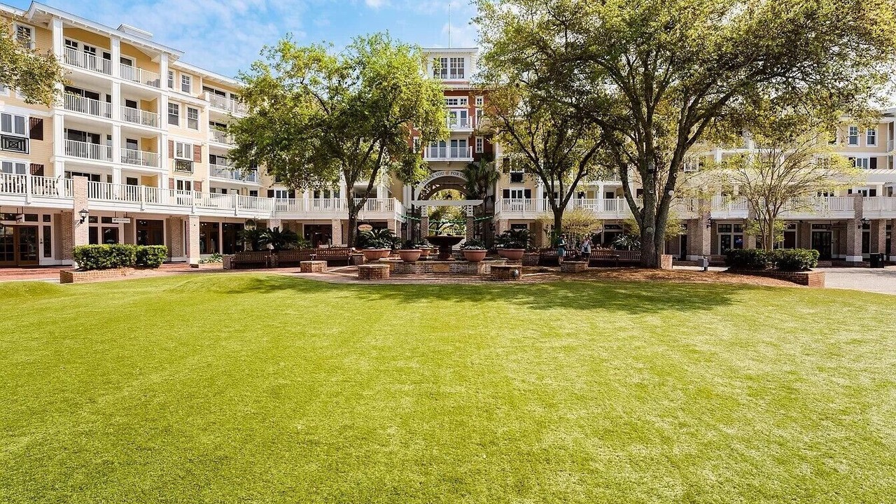 Photo of Outdoor in Baytowne Wharf