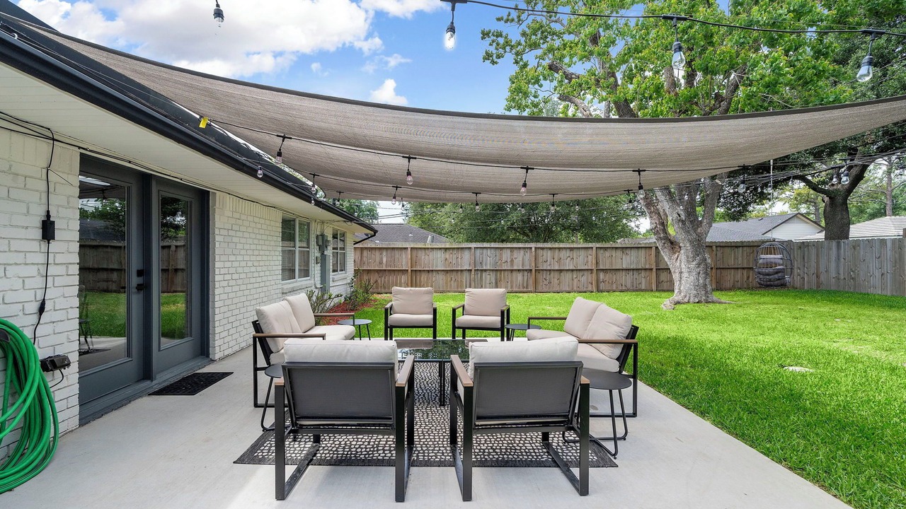 Photo of Patio Balcony in Westbury