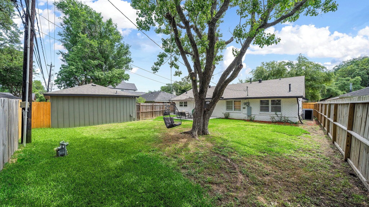 Photo of Outdoor in Westbury