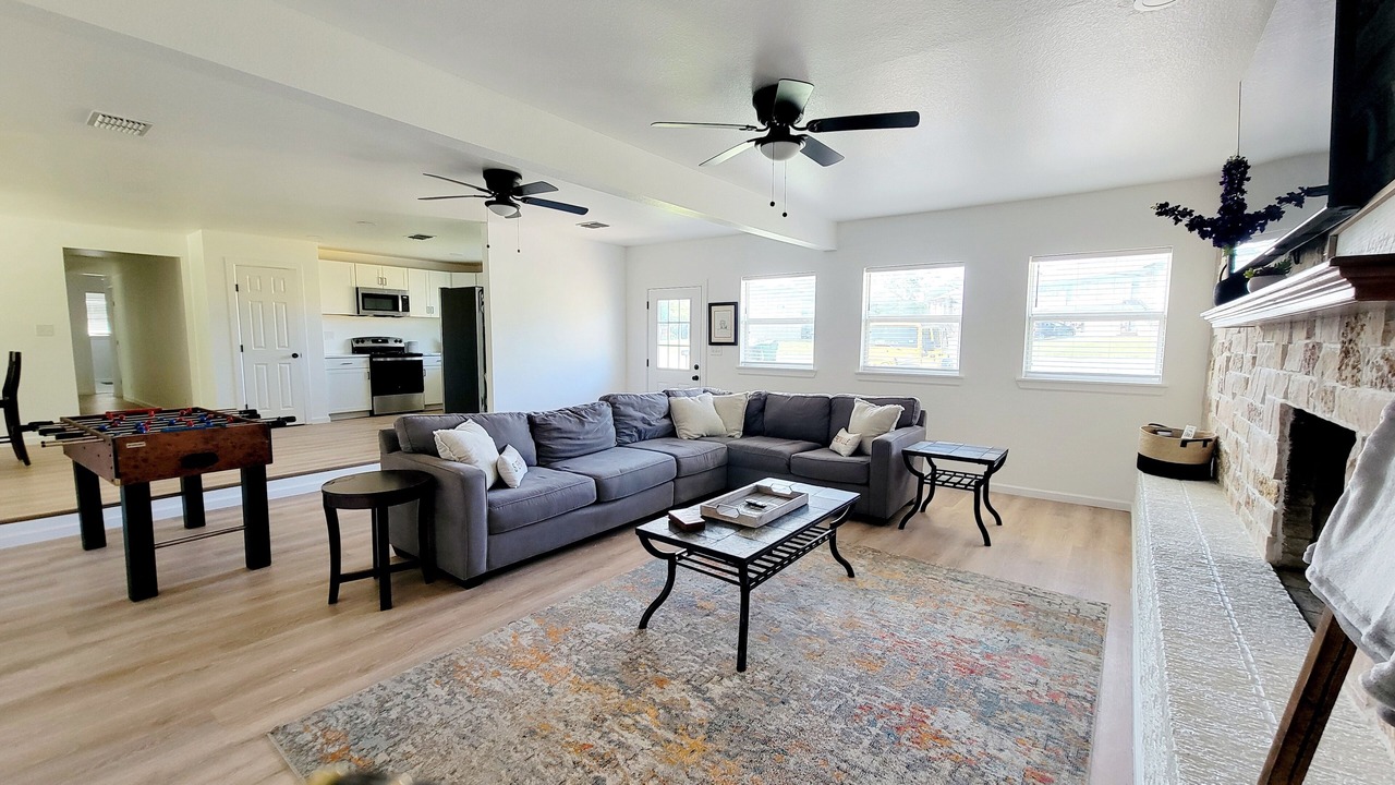 Photo of Livingroom in Stephenville
