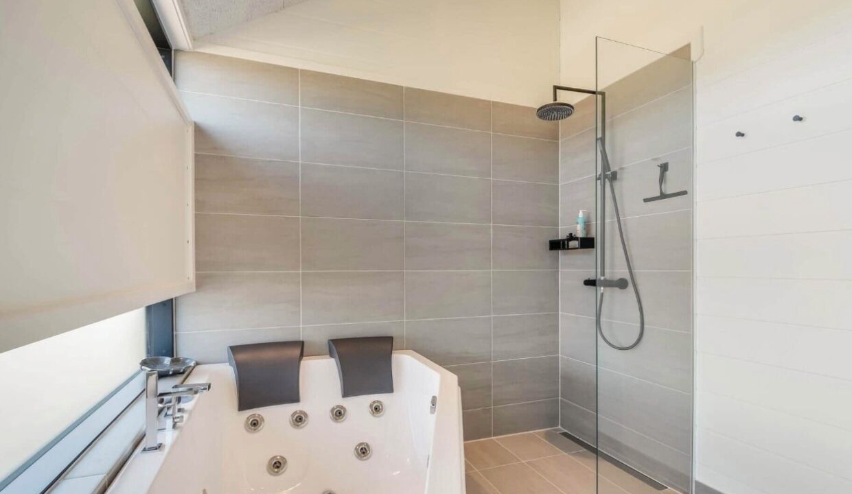 Photo of Bathroom in Vrist Strand