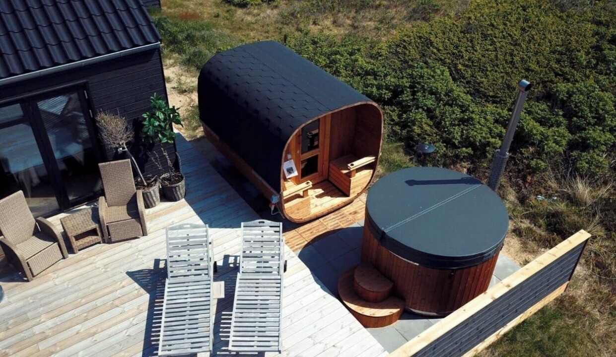 Photo of Patio Balcony in Vrist Strand