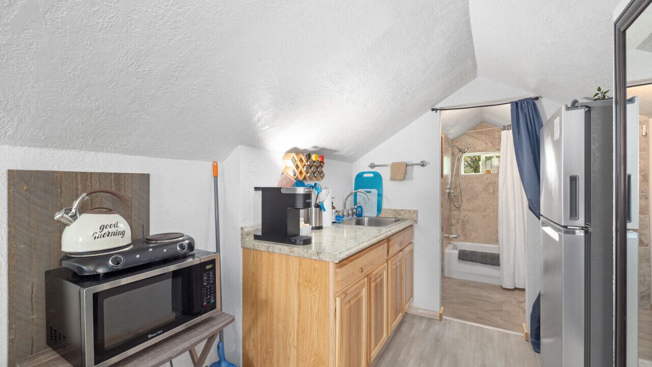 Photo of Others in Central - Terry