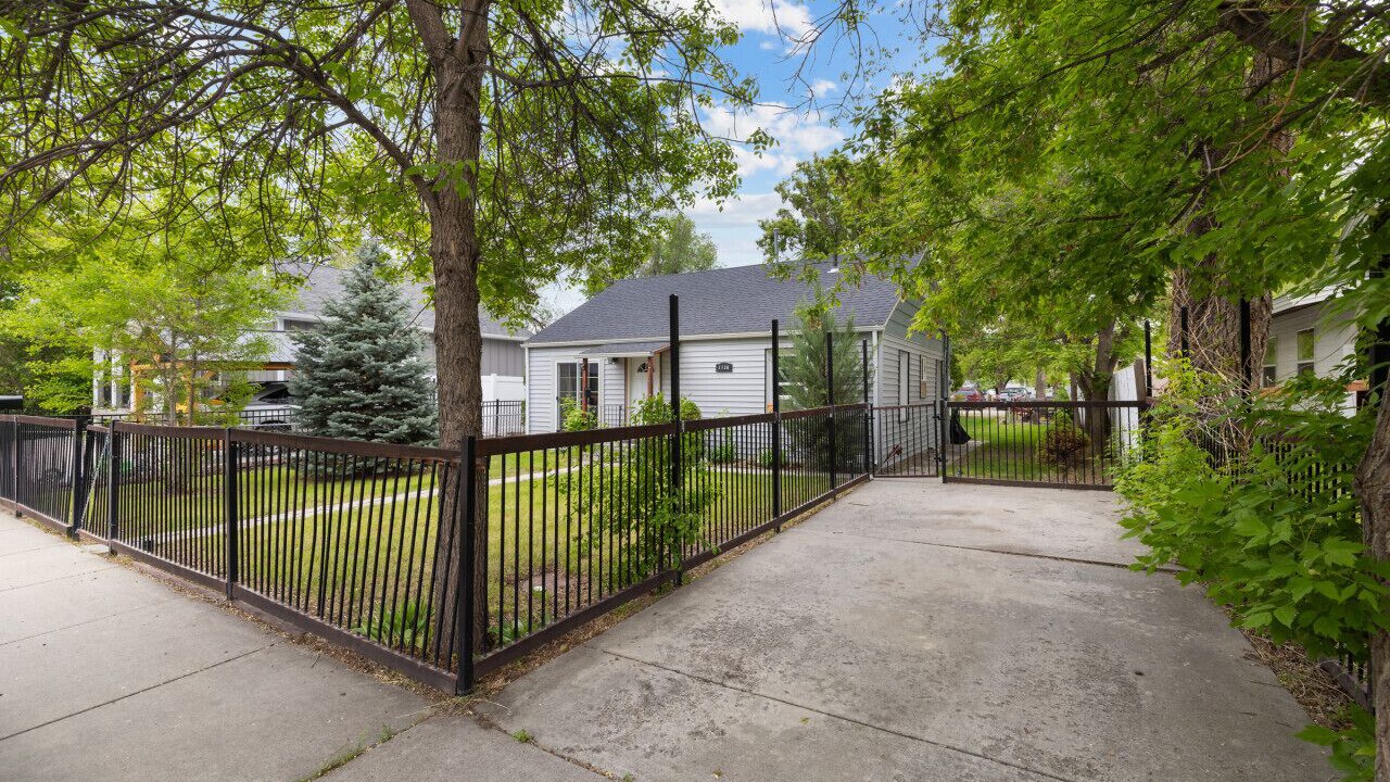 Photo of Others in Central - Terry