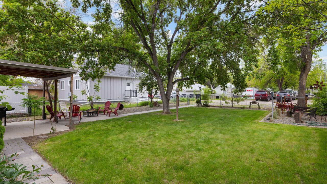 Photo of Others in Central - Terry