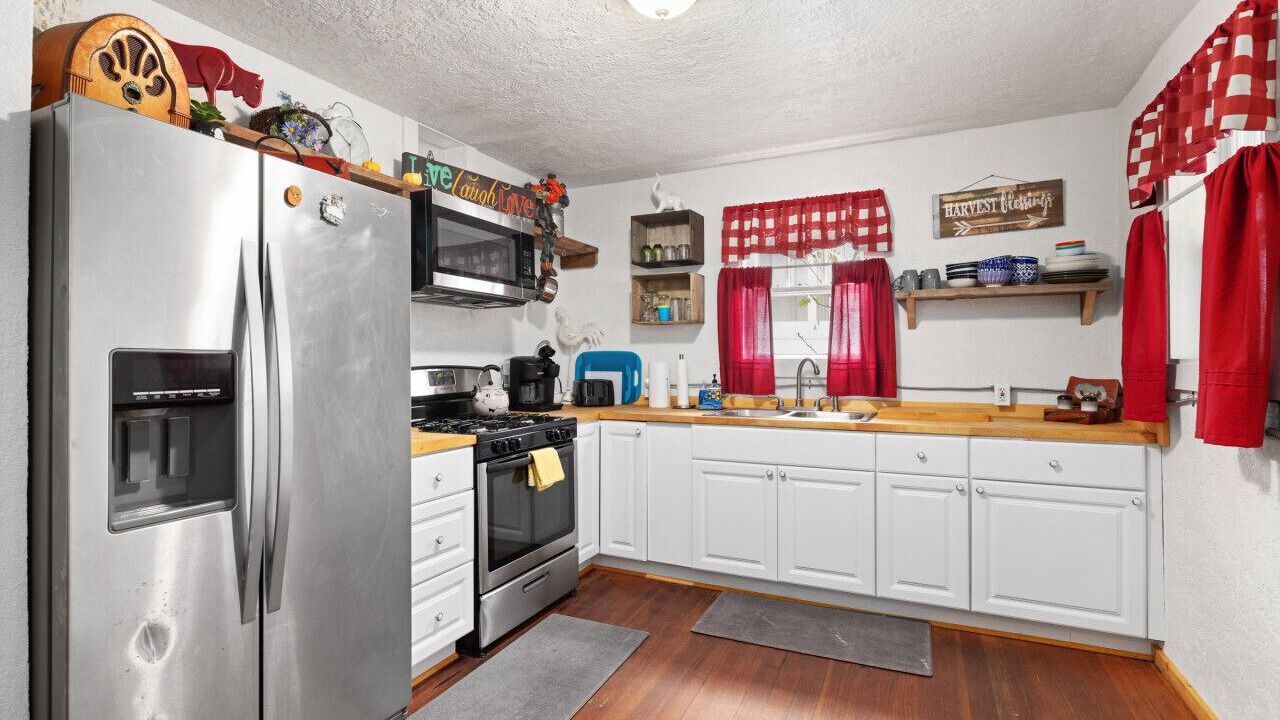 Photo of Others in Central - Terry