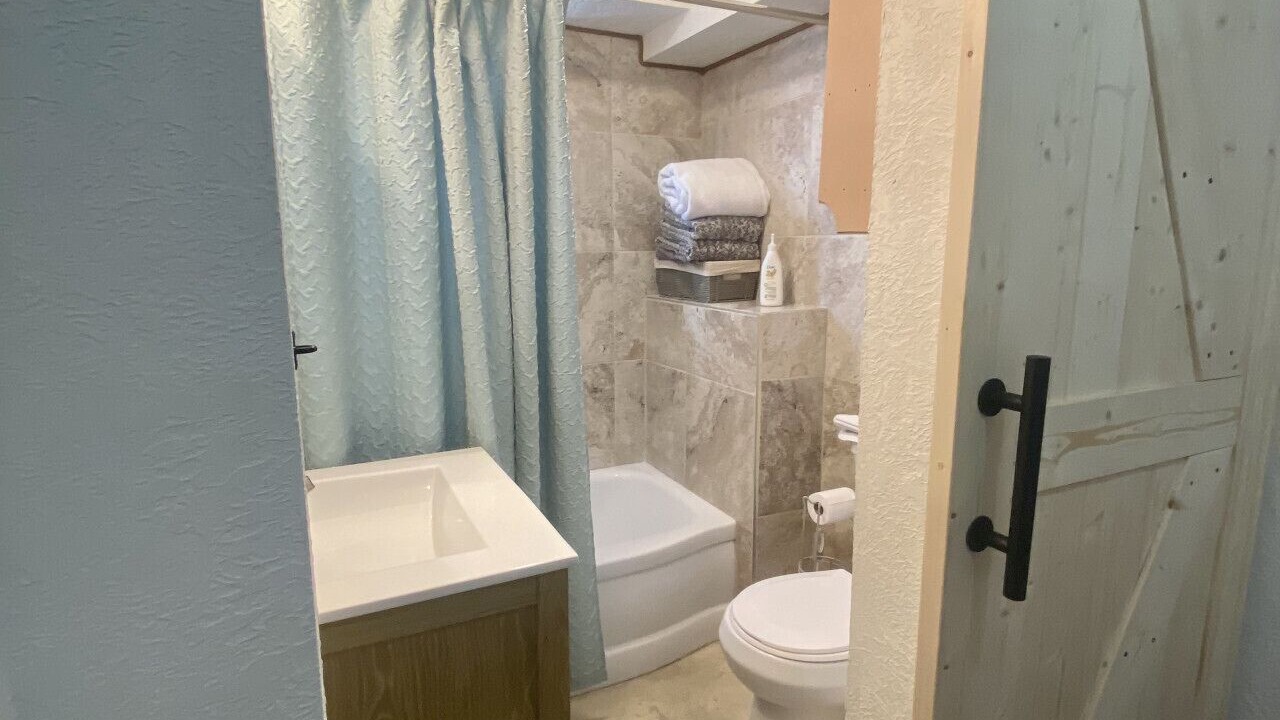 Photo of Bathroom in Central - Terry