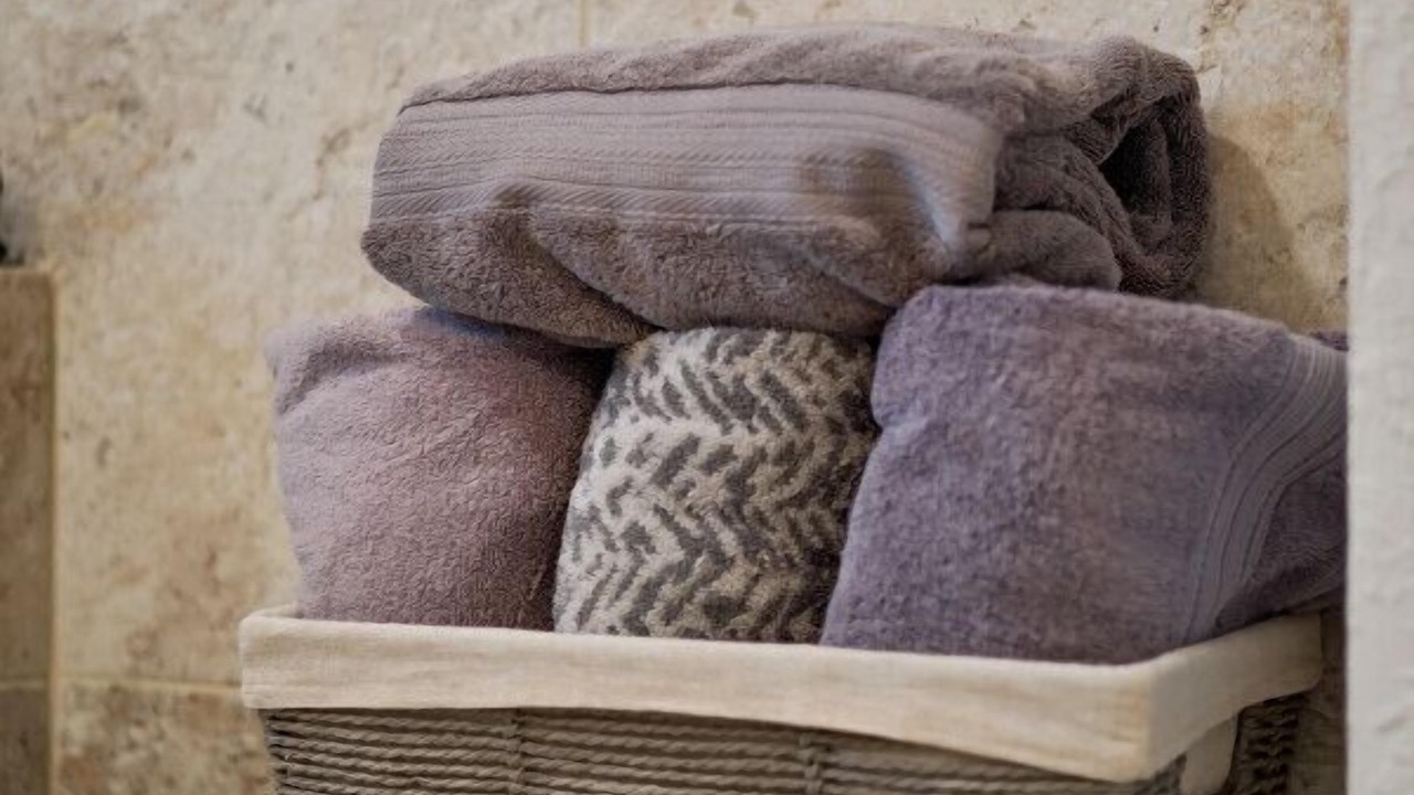 Photo of Bathroom in Central - Terry