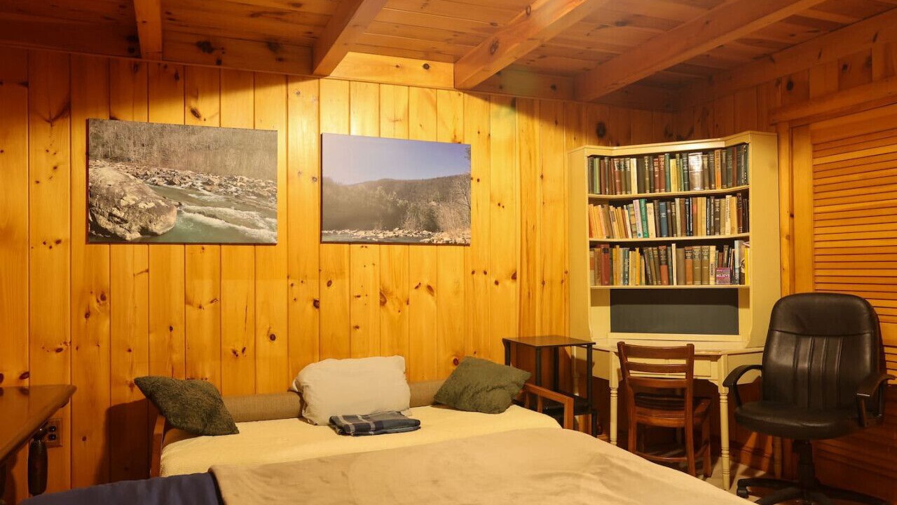 Photo of Bedroom in Natural Bridge