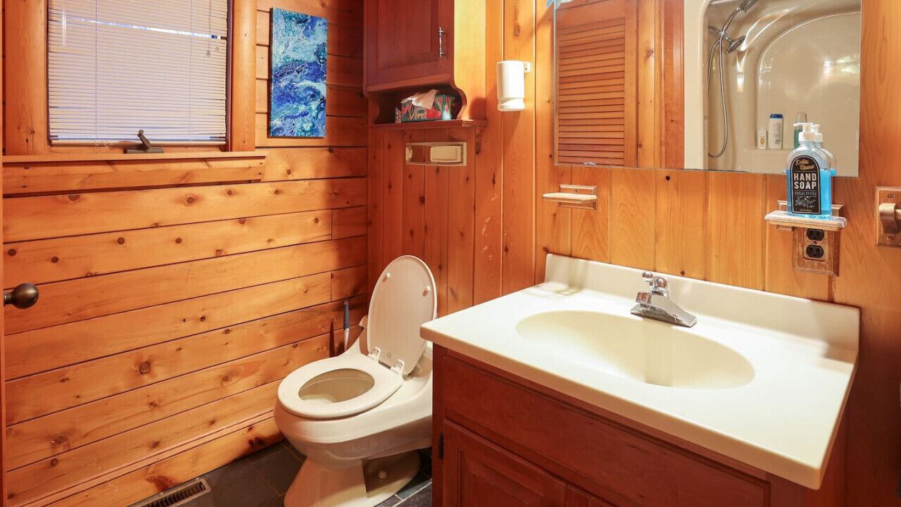 Photo of Bathroom in Natural Bridge