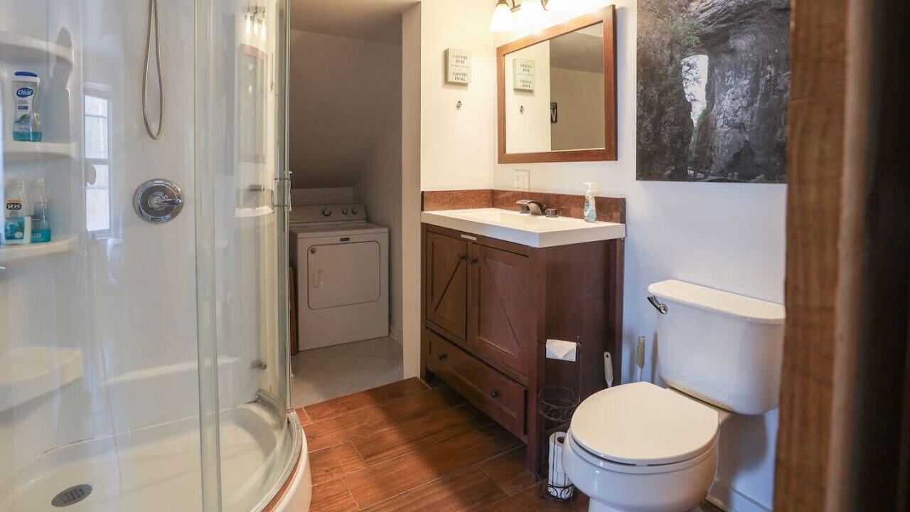 Photo of Bathroom in Spottswood