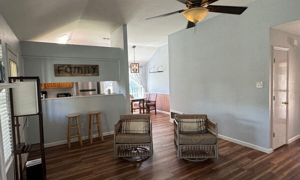 Photo of Livingroom in Roanoke