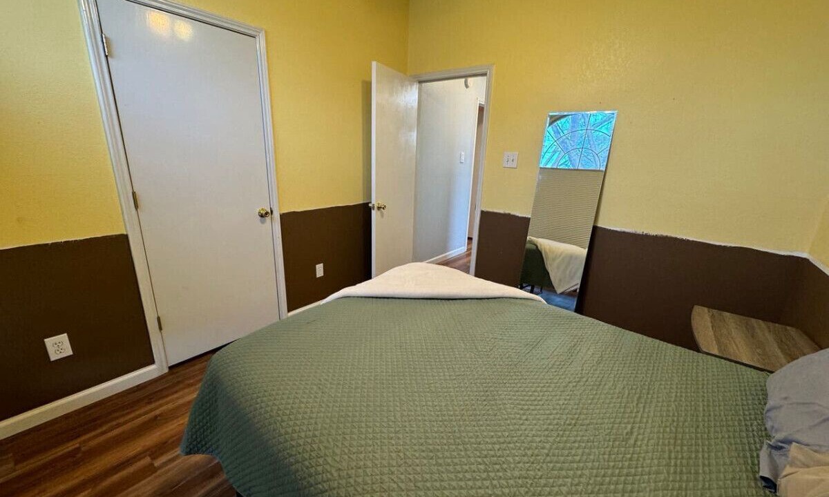 Photo of Bedroom in Roanoke